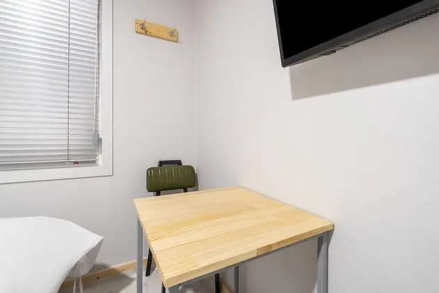 Premium Tek Büyük Yataklı Oda