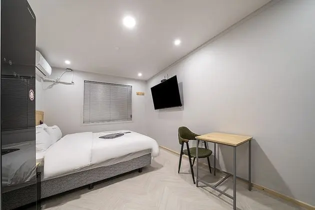 Royal Tek Büyük Yataklı Oda