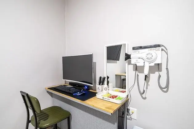 Standard Tek Büyük Yataklı Oda