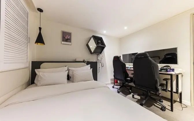 Oda (YA-Premium (LOL available bag specifi)