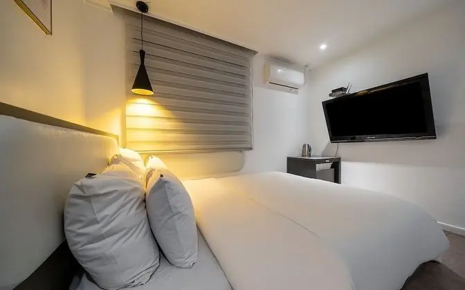 Oda (YA-Premium (LOL available bag specifi)