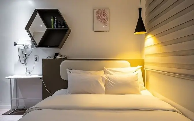 Oda (YA-Premium (LOL available bag specifi)