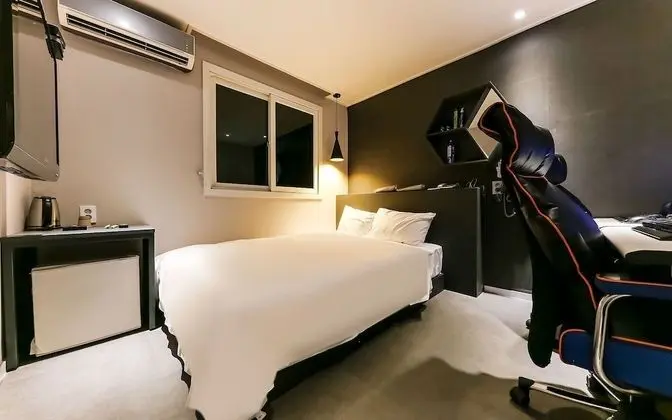 Oda (YA-VIP (RTX 2080or RTX 3050 random al)