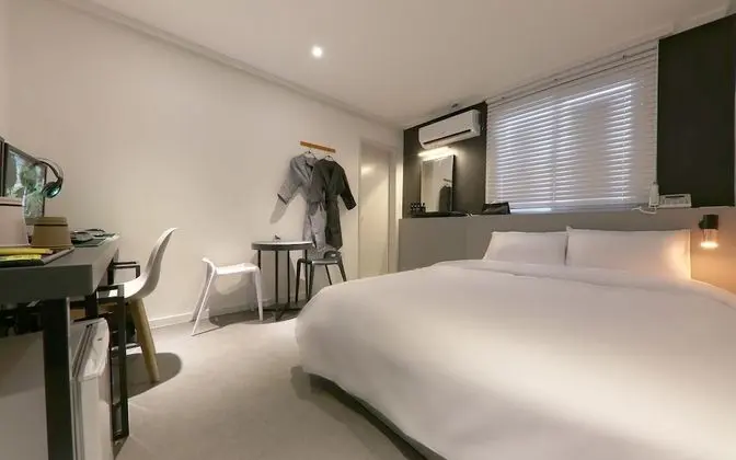 Oda (PREMIUM (available on Netflix))