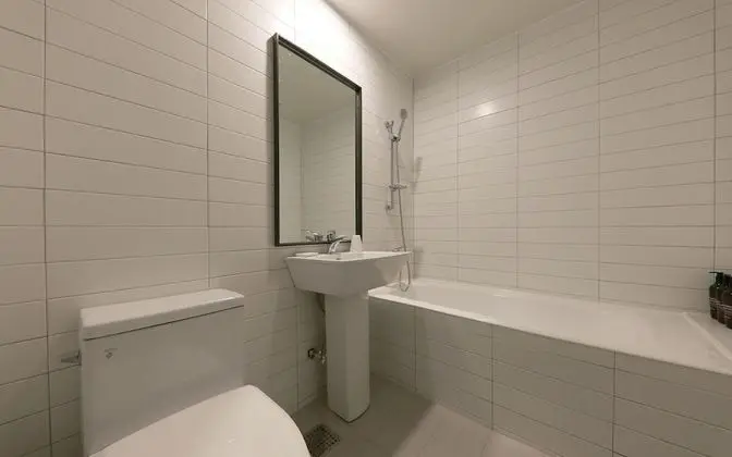 Oda (STANDARD (available on Netflix))