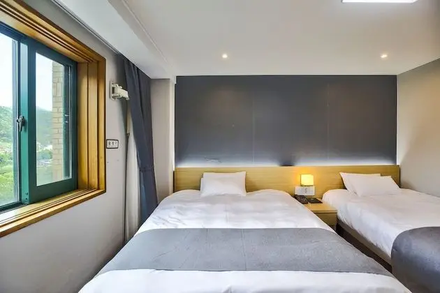 Standard İki Ayrı Yataklı Oda, Dağ Manzaralı (Lake Hotel)