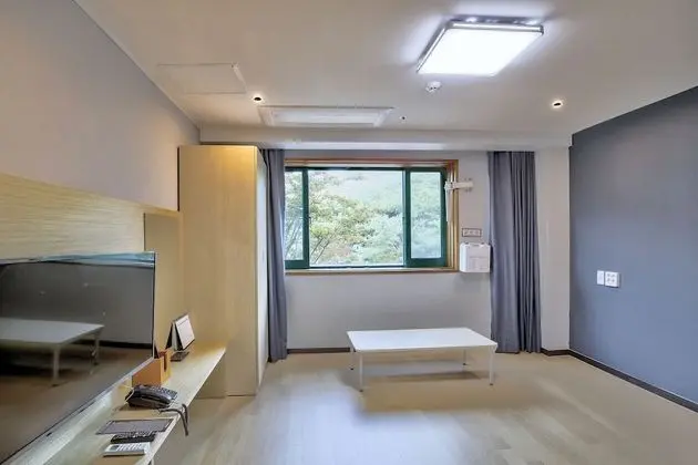 Standard Oda, Sigara İçilmez, Dağ Manzaralı (Ondol, Lake Hotel)