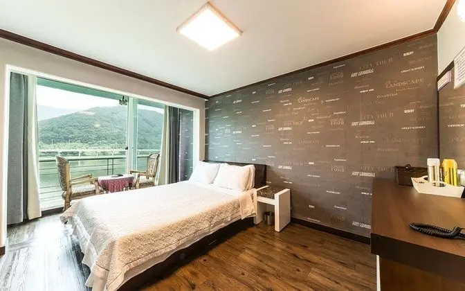 Oda (Special Room)