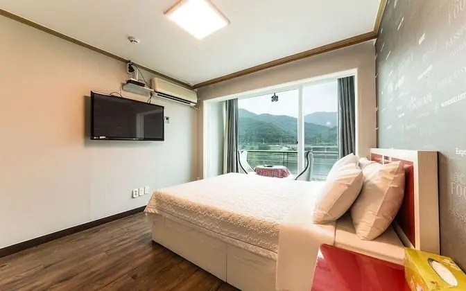 Oda (Special Room)