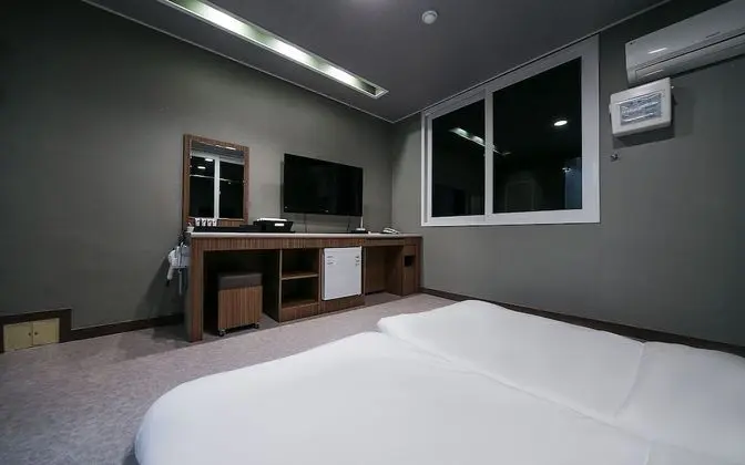 Oda (Korean-style room (ondol/luxury ameni)