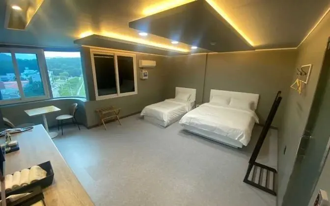 Oda (VIP Twin-Riverside night view (High-q)