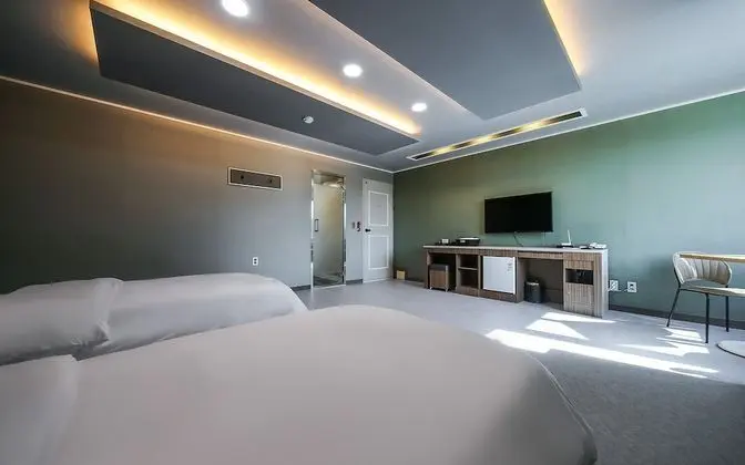 Oda (VIP Twin-Riverside night view (High-q)