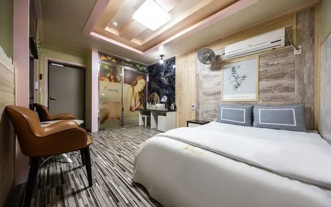 Oda (General room-Cypress room (100% disin)