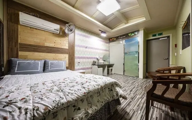 Oda (General room-Cypress room (100% disin)