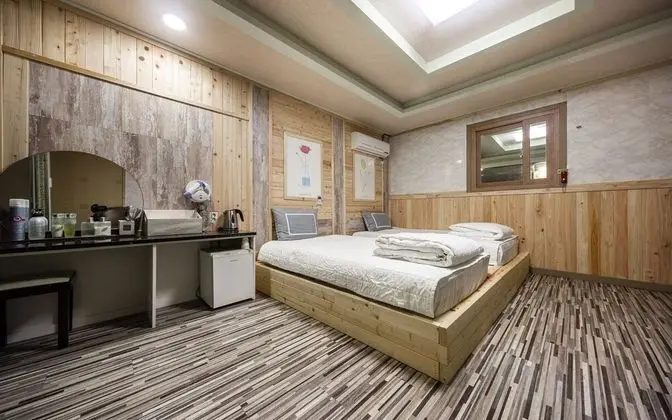 Oda (Twin (100% disinfection / good room h)