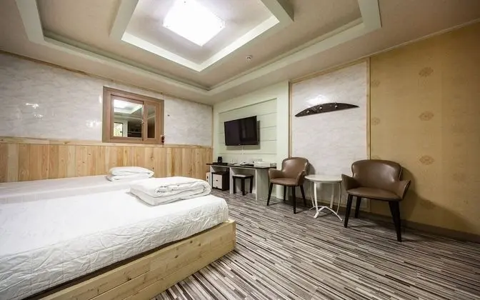 Oda (Twin (100% disinfection / good room h)