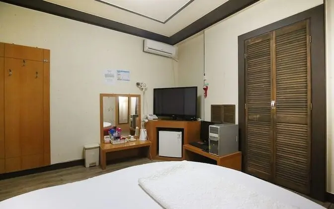 Oda (Standard Room)