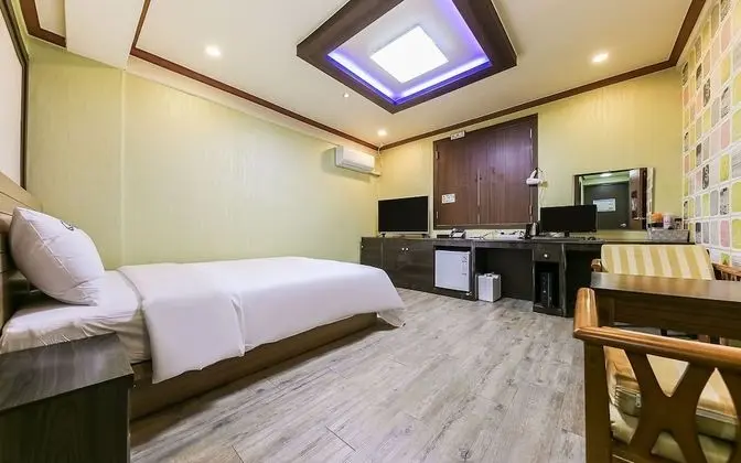 Oda (Standard Room)