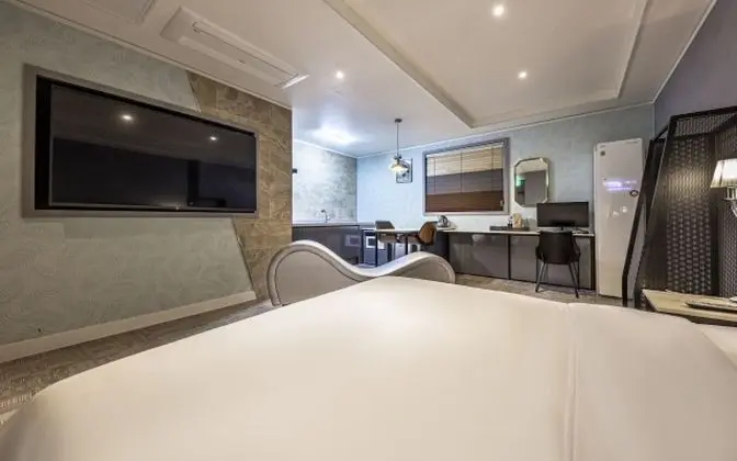 Oda (VIP suite / In-Room Kitchen / Karaoke)