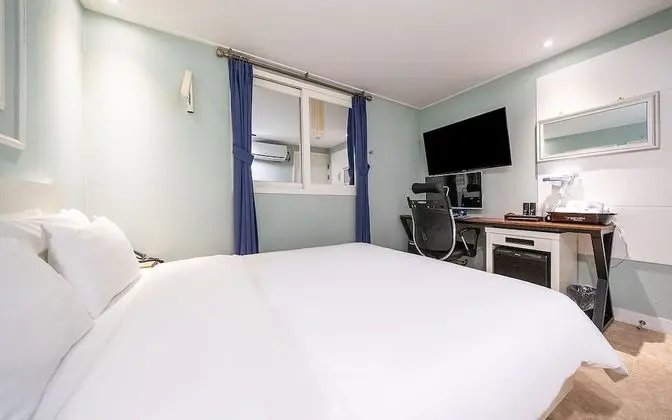 Oda (1 PC Room A (High Performing PC Set))