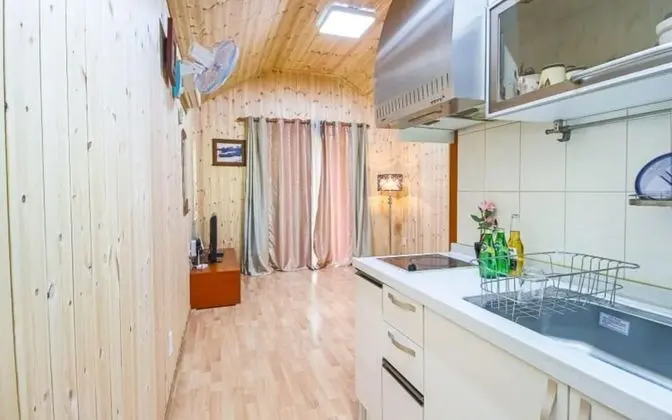 Oda (Lily (Ondol Room))