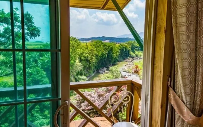 Oda (Lily (Ondol Room))