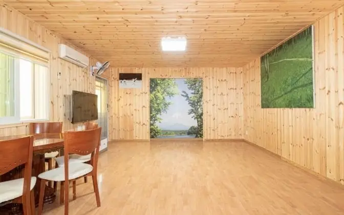 Oda (Orchid (Ondol Room))