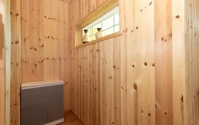 Oda (Orchid (Ondol Room))