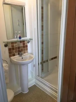 Tek Büyük Yataklı Oda, 1 Çift Kişilik Yatak, Sigara İçilmez