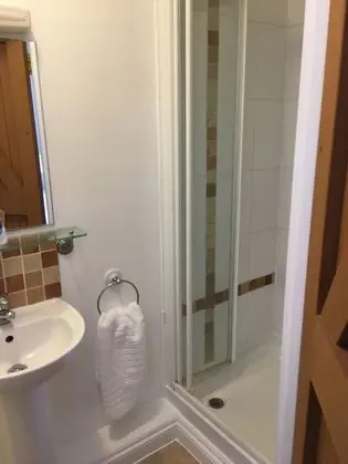 Tek Kişilik Oda, 1 Tek Kişilik Yatak, Sigara İçilmez