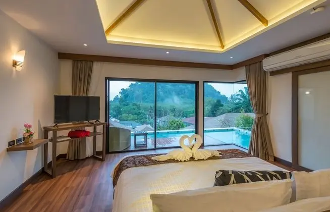 Exclusive Pool Villa