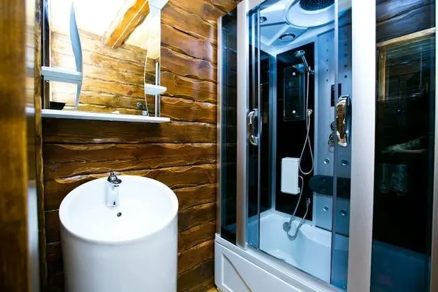 Comfort Tek Büyük veya İki Ayrı Yataklı Oda