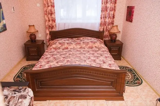 Standard Tek Büyük Yataklı Oda
