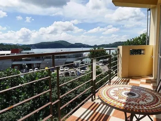 Standard Dört Kişilik Oda, Göl Manzaralı