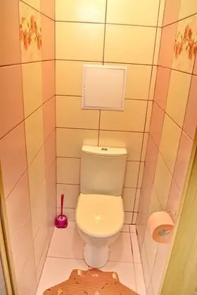 Design Tek Büyük Yataklı Oda, Küçük Mutfak