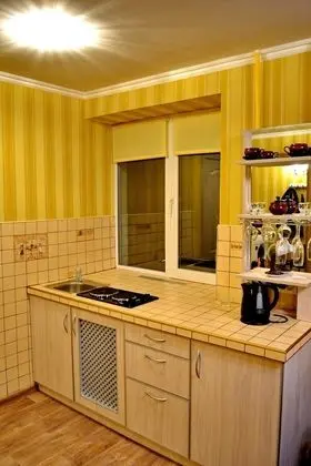 Tek Büyük Yataklı Oda, Balkon