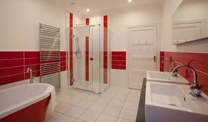 Kır Evi, 1 En Büyük (King) Boy Yatak