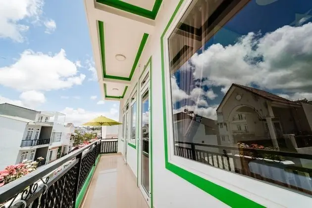 Tek Büyük Yataklı Oda, Balkon