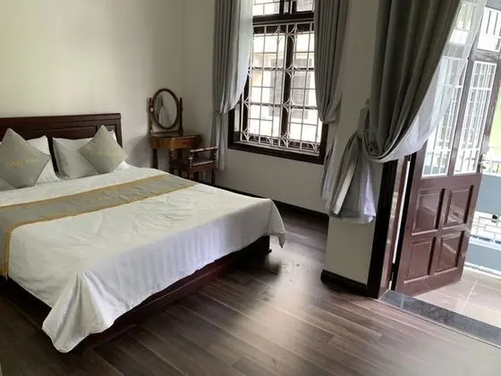 City Tek Büyük Yataklı Oda