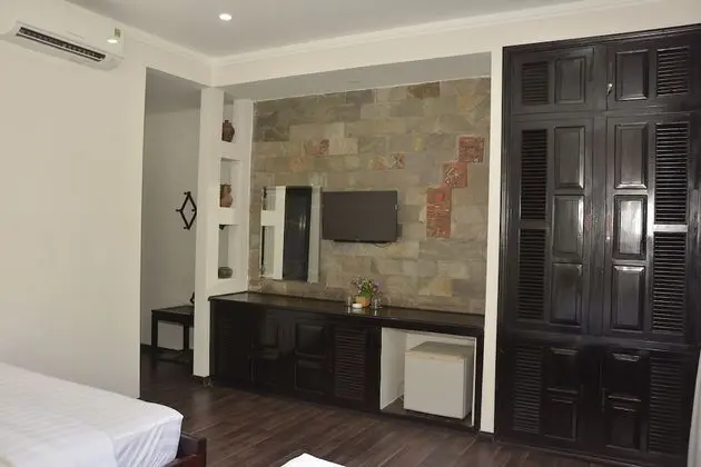 City Üç Kişilik Oda