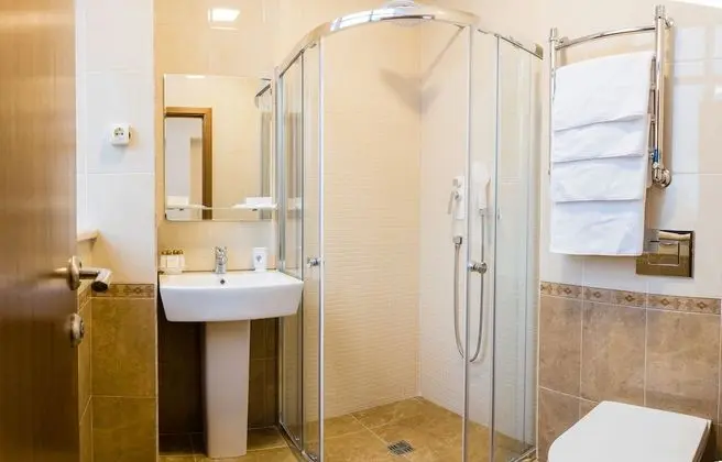 Superior Tek Büyük veya İki Ayrı Yataklı Oda