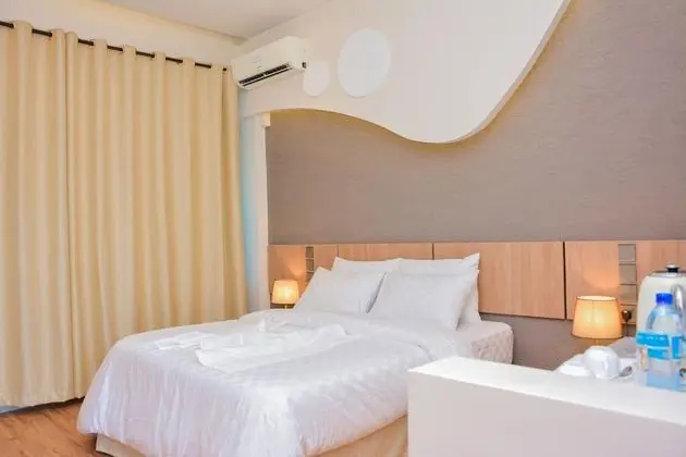 Deluxe Tek Büyük Yataklı Oda, 1 Büyük (Queen) Boy Yatak, Balkon, Dağ Manzaralı