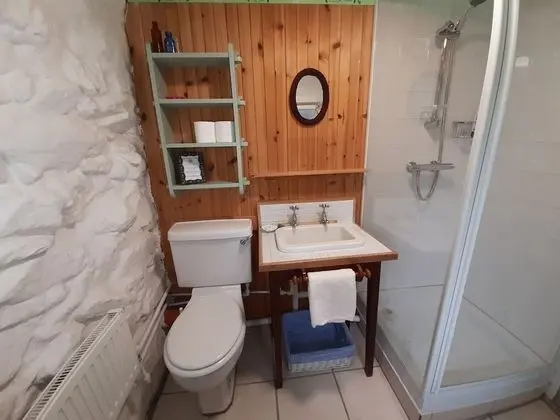 Kır Evi, 1 Büyük (Queen) Boy Yatak