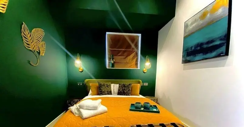 Deluxe Tek Büyük Yataklı Oda