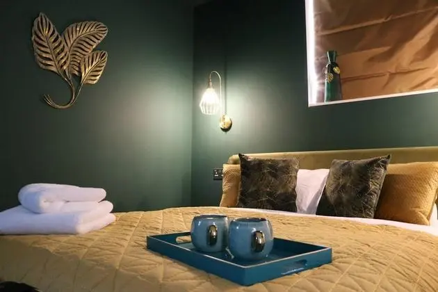 Deluxe Tek Büyük Yataklı Oda