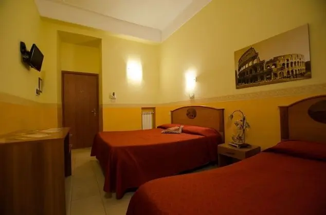 Classic Tek Büyük veya İki Ayrı Yataklı Oda