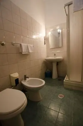 Classic Tek Büyük veya İki Ayrı Yataklı Oda