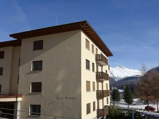 Ev