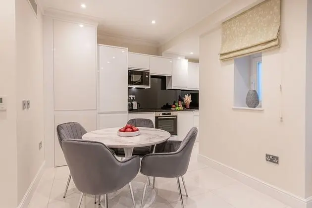 One-Bedroom Apartment Lower Ground Floor