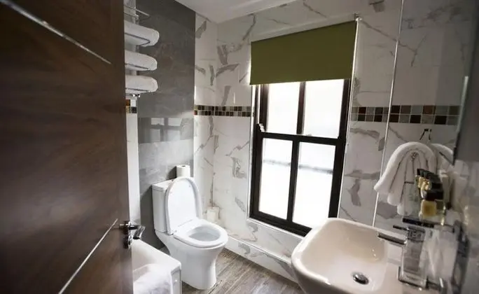 Üç Kişilik Oda